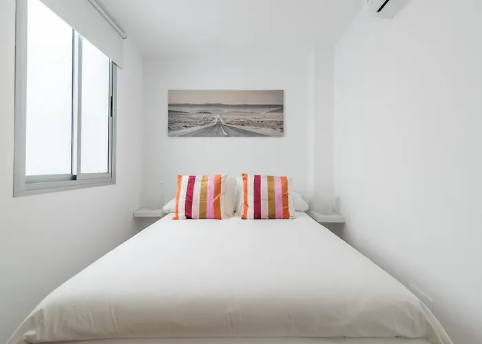 Home2book Chic Attic City&beach Views Palmas