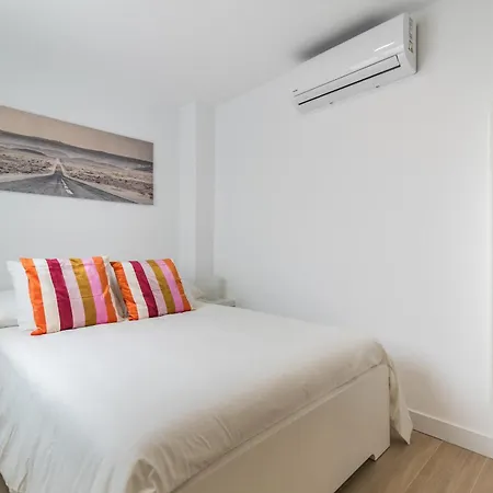 Home2book Chic Attic City&beach Views Palmas *