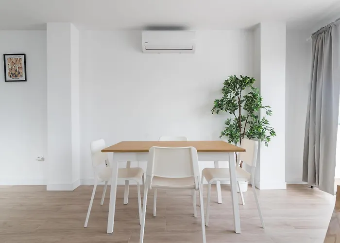 Home2book Chic Attic City&beach Views Palmas Apartament